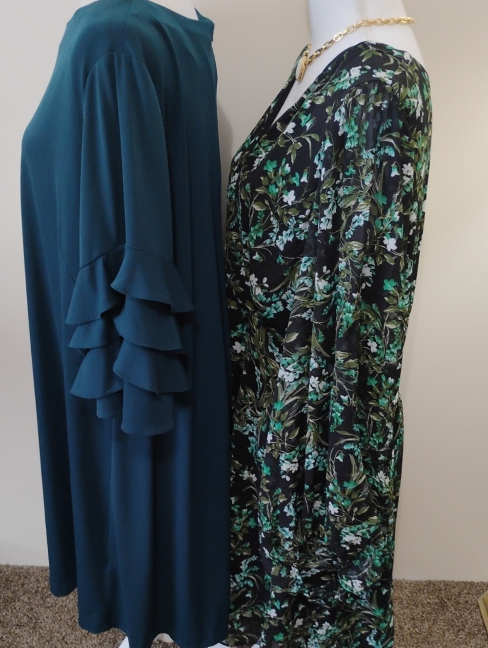 City Chic & Gabby Skye Dresses - Picture 4 of 8